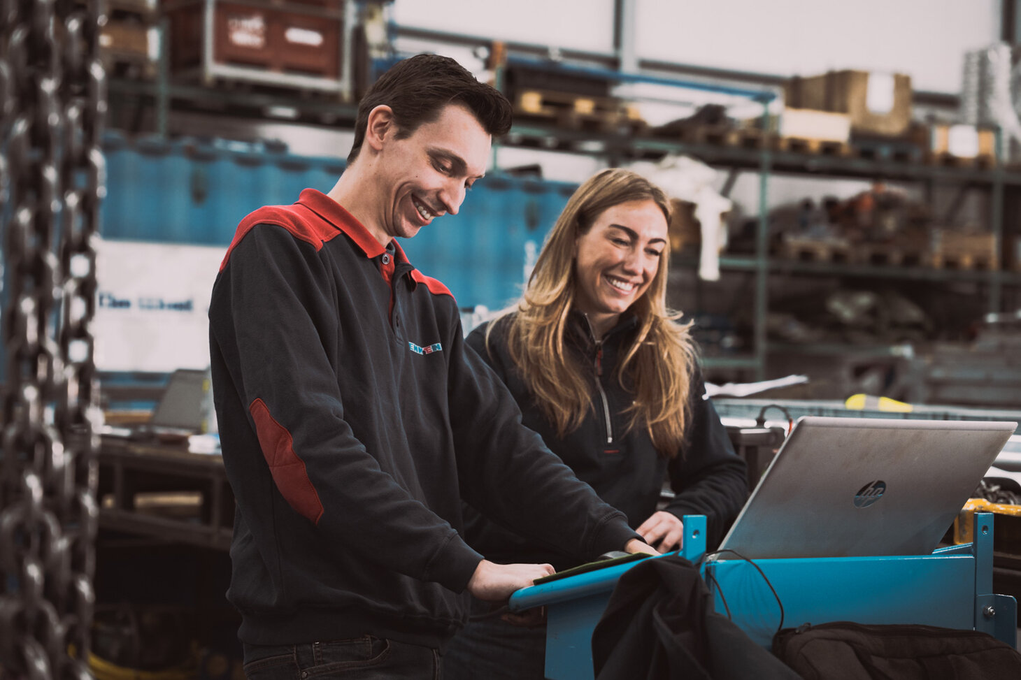 Employees with laptop Employees with laptop services